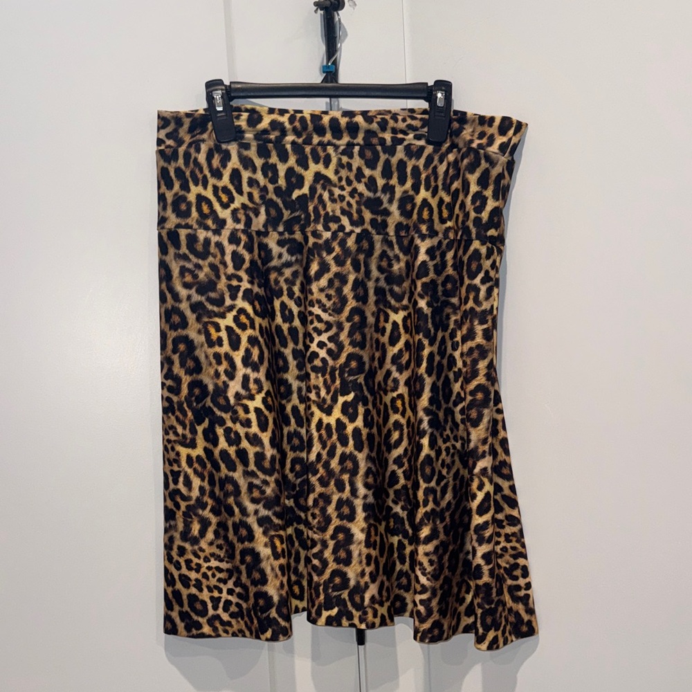 Chic Leopard Print A-Line swim Skirt